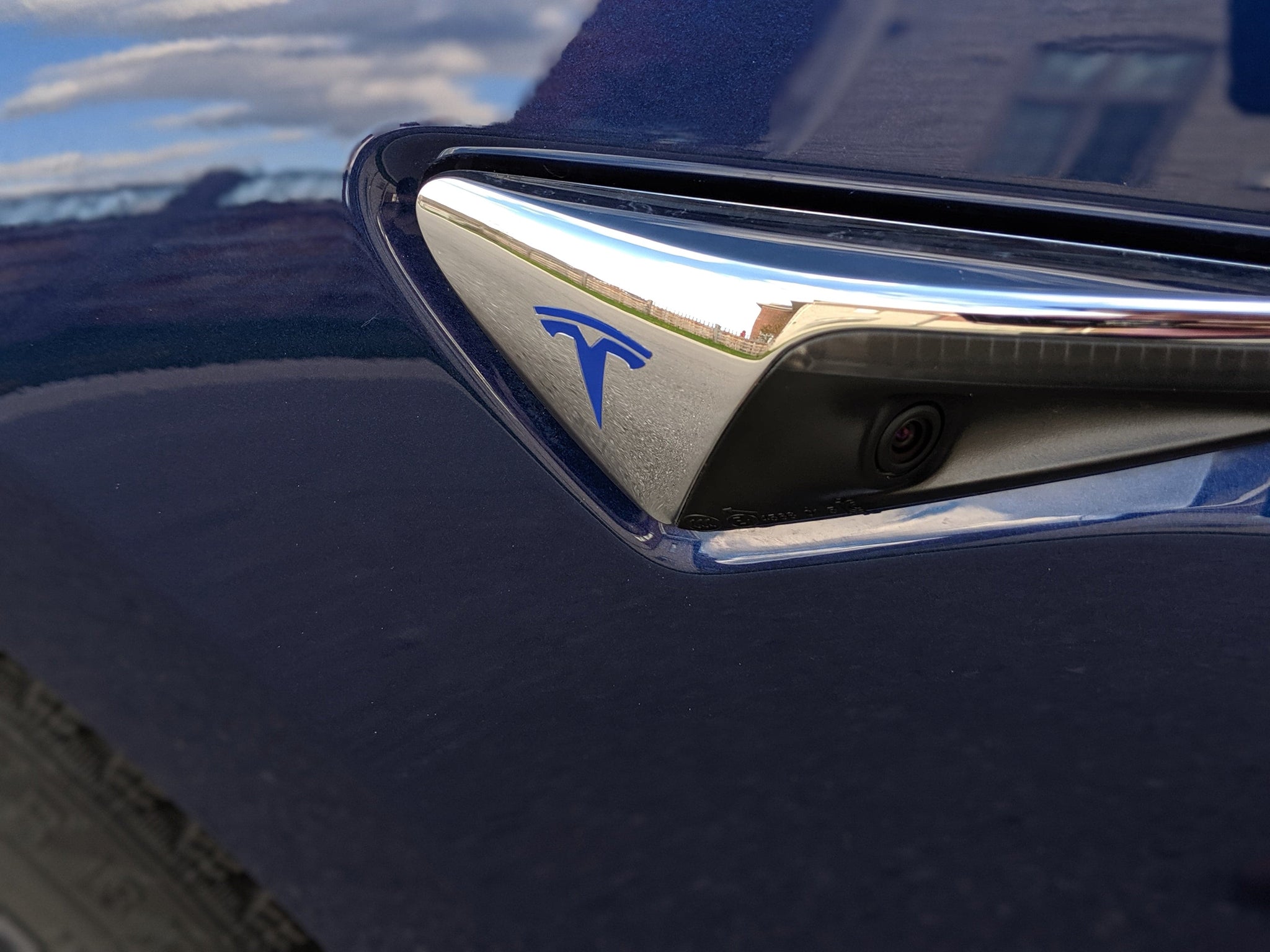 Tesla - Side Fender Camera Overlay (2 Pack)
