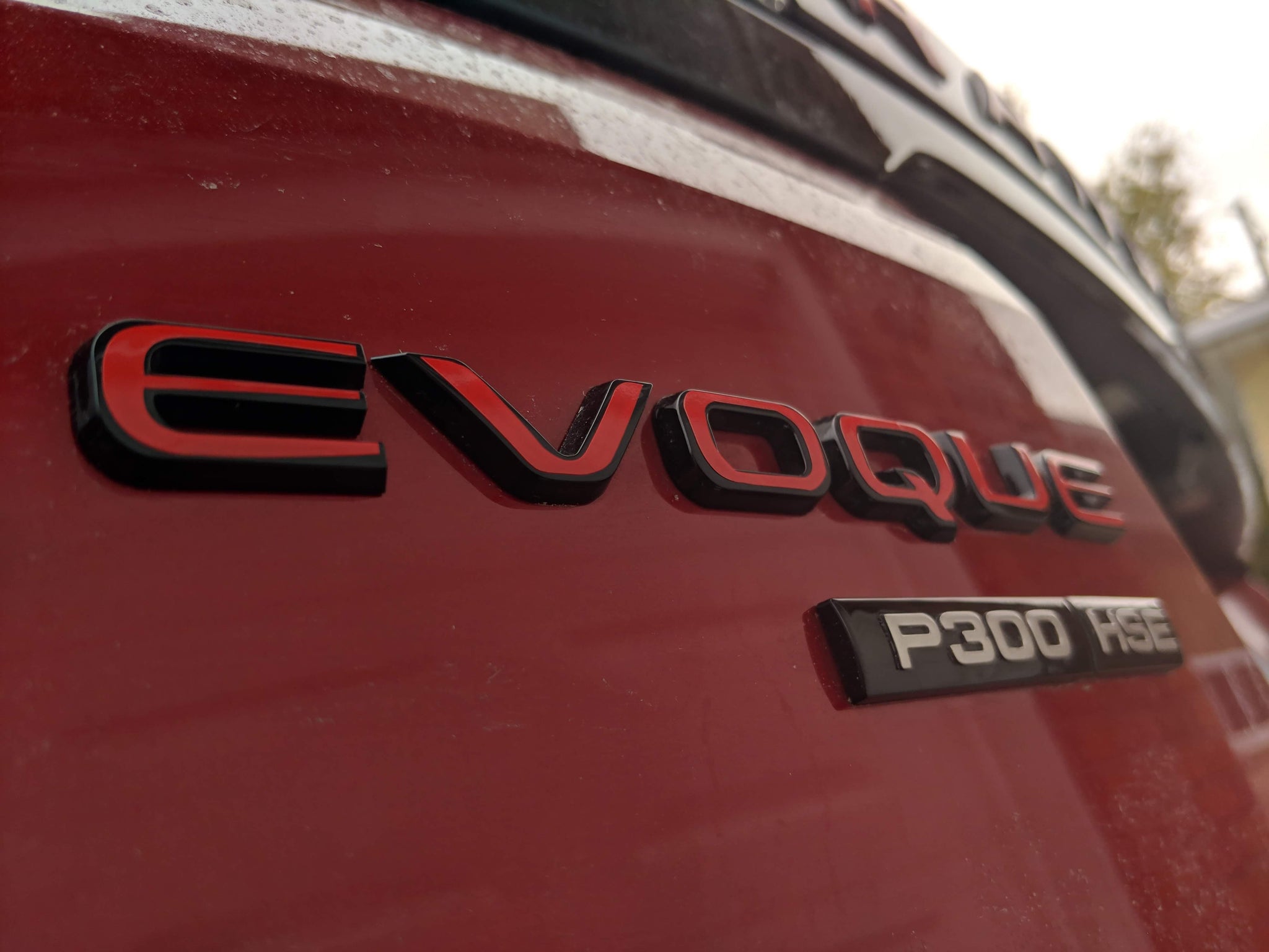 2018+ (2nd Gen) Range Rover Evoque - Rear Evoque Emblem VinylMOd Overlay