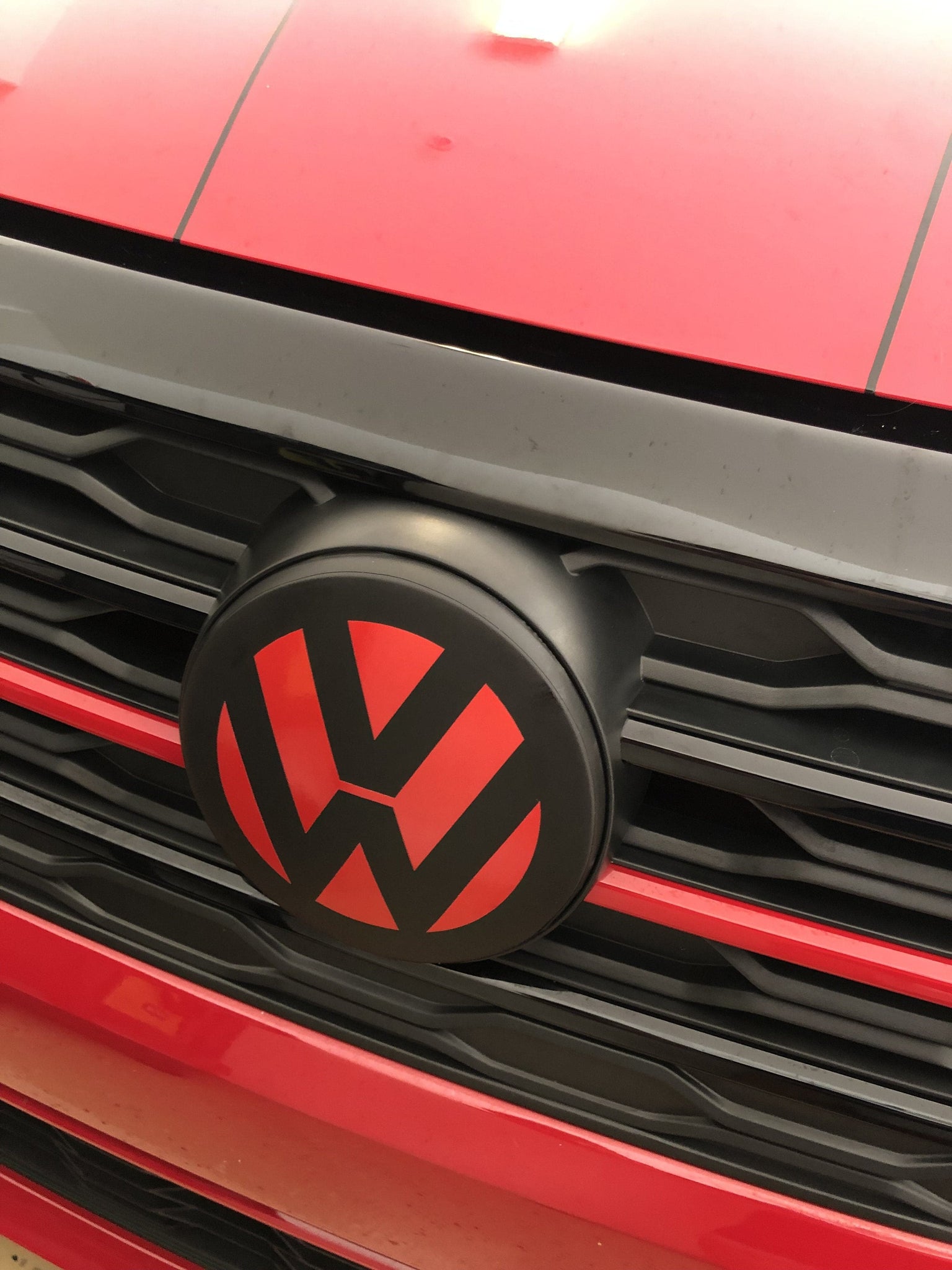 2018+ (1st Gen) VW Atlas - Front VW w/ ACC Emblem Overlay - Original VW Design