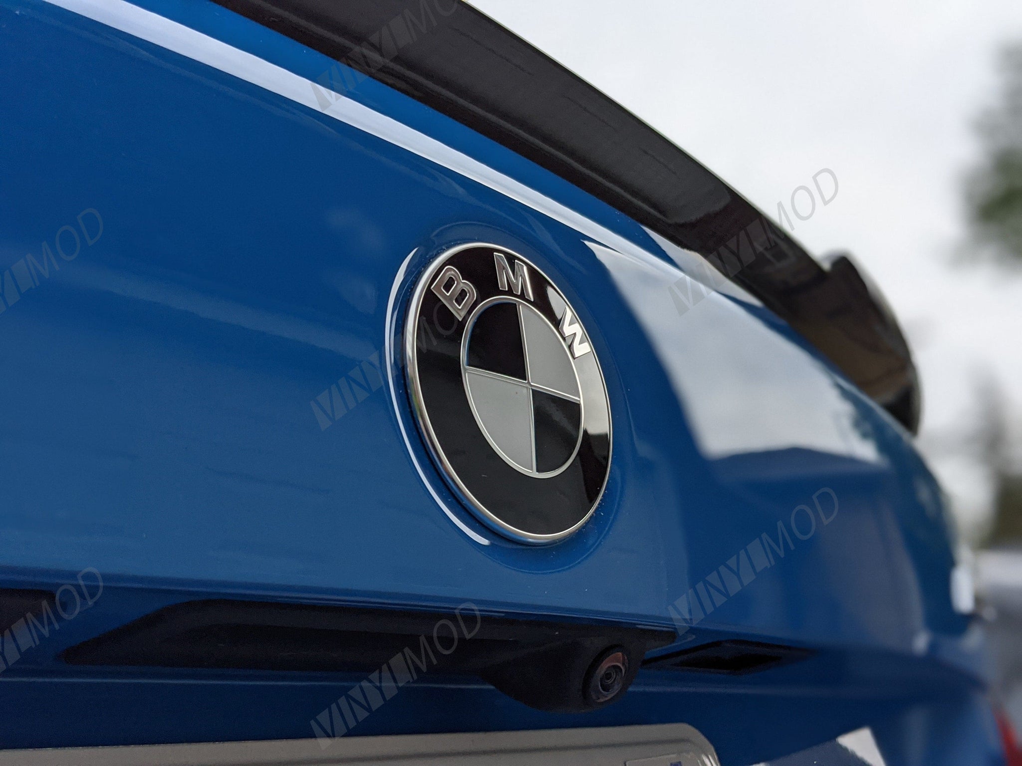 2016+ BMW M2 - Rear BMW Emblem VinylMod Overlays